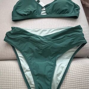 Cupshe Green Bikini Set